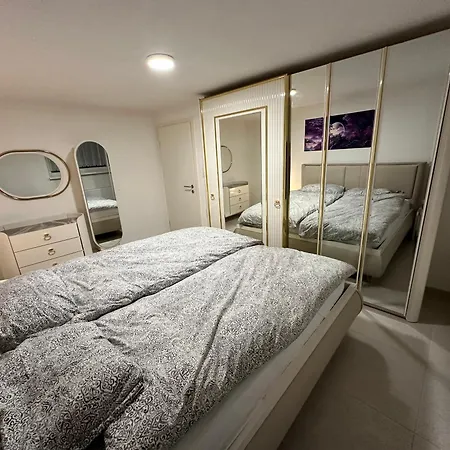 Apartment Modernes Wohnen In - Gemuetliches In Top-lage