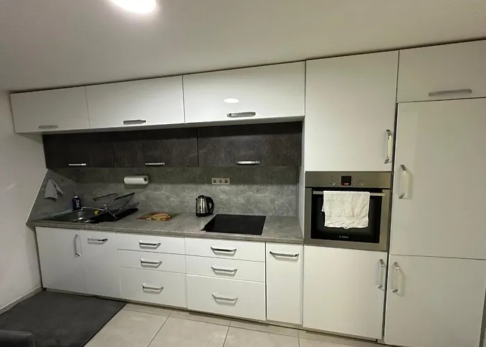 Modernes Wohnen In - Gemuetliches In Top-lage * ツットリンゲン