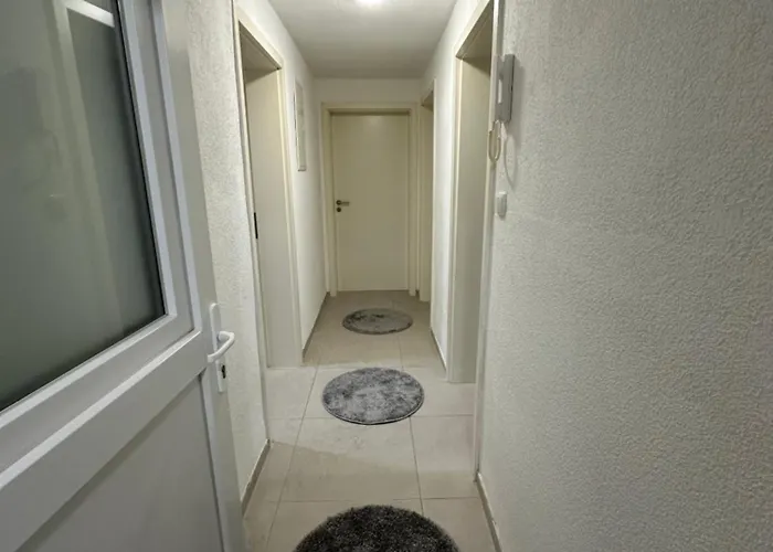 Modernes Wohnen In - Gemuetliches In Top-lage ツットリンゲン